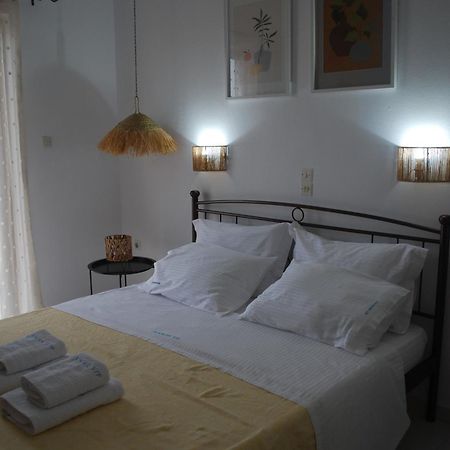 Sunset Rooms Agia Marina  외부 사진