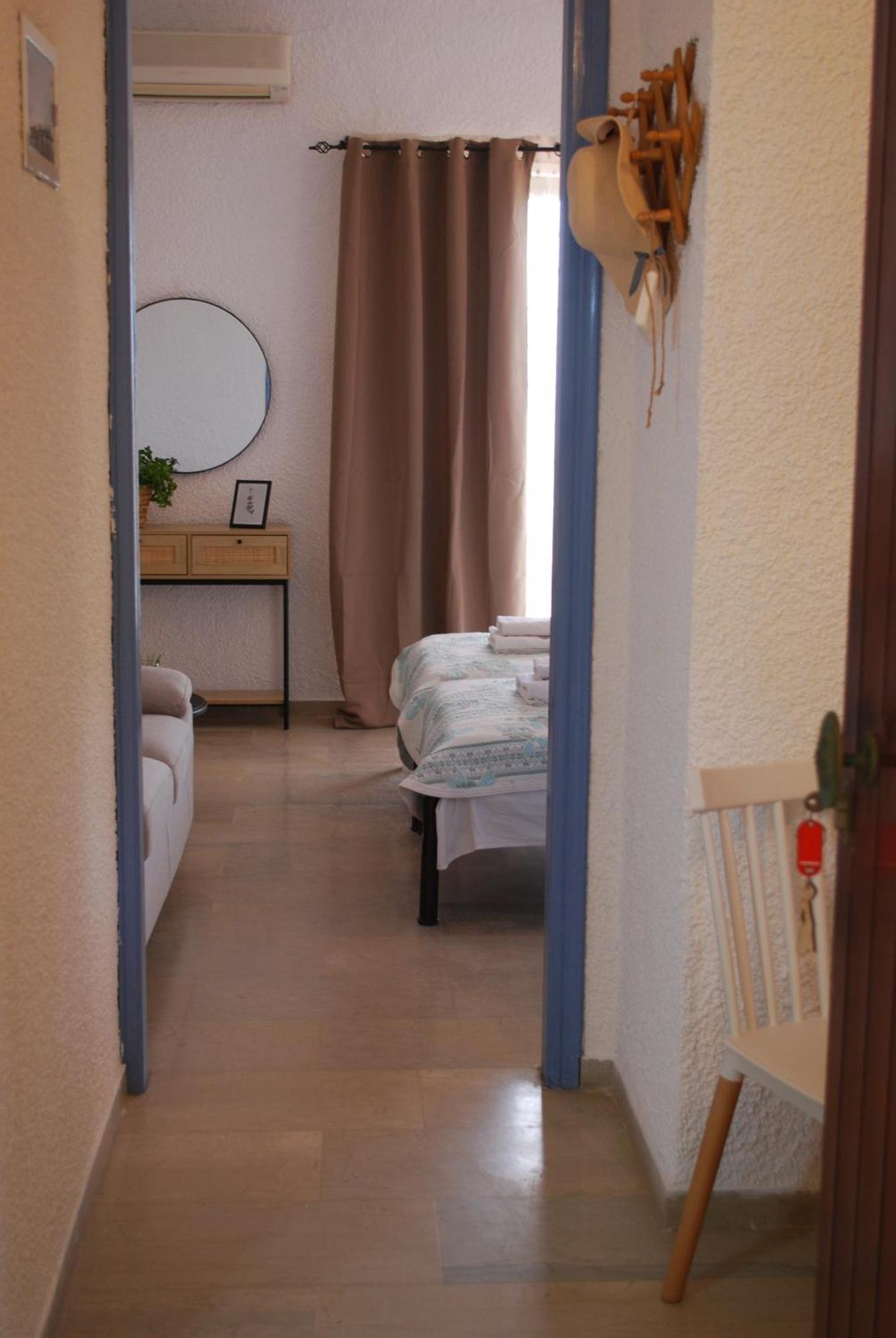 Sunset Rooms Agia Marina  외부 사진