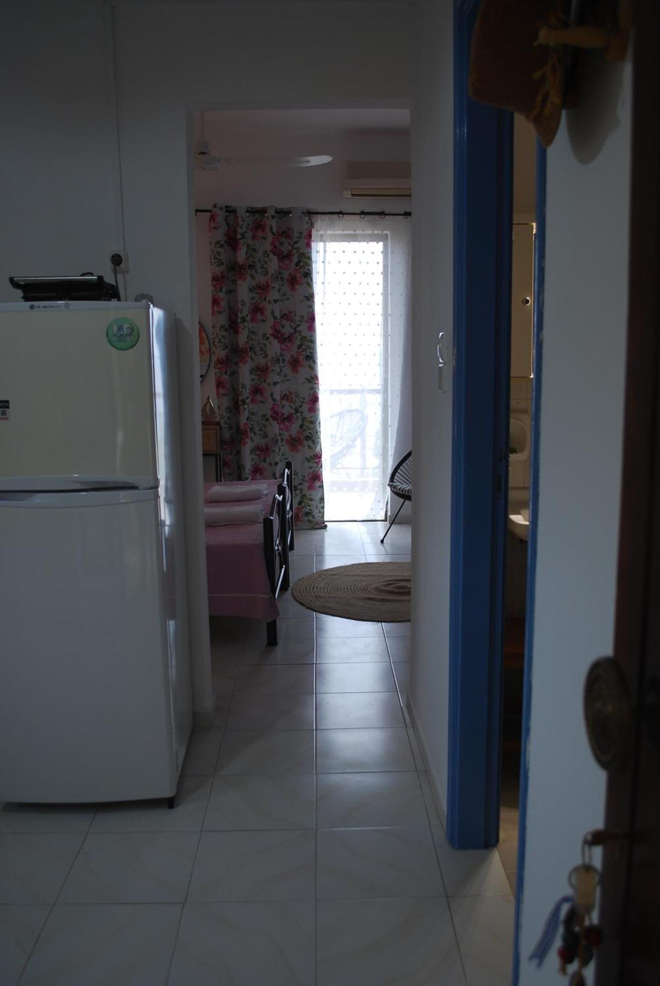 Sunset Rooms Agia Marina  외부 사진